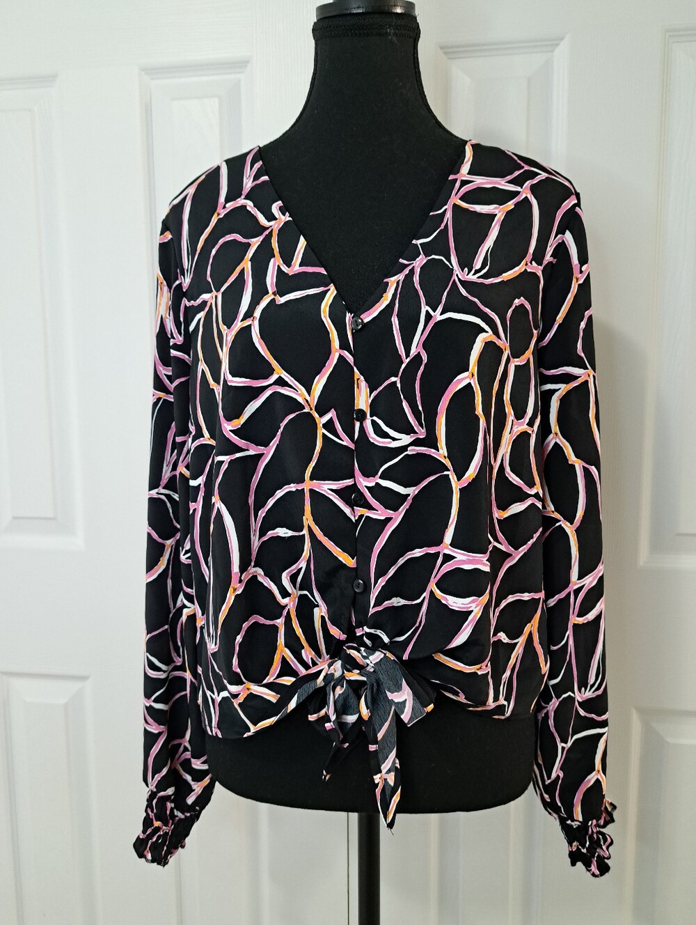 Vero Moda Vneck Blouse Tie Front Women's Size XL Abstract Loop Print Black Multi